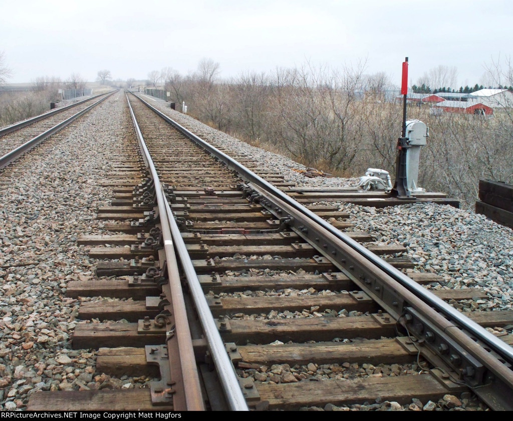 BNSF "Manitoba JCT". Crossover